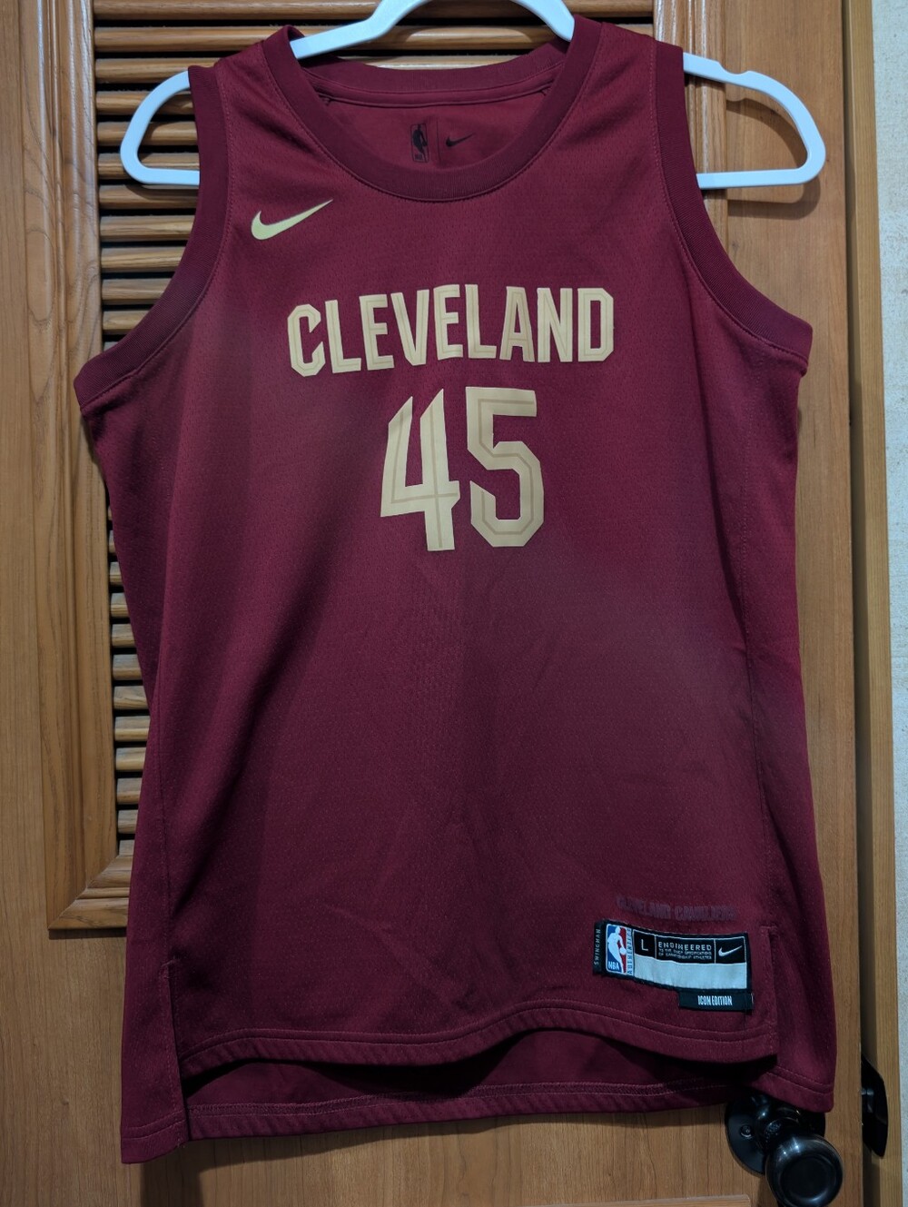 Cleveland Donovan Mitchell Nike Wine Swingman Jersey - Icon Edit Sz. Youth Large